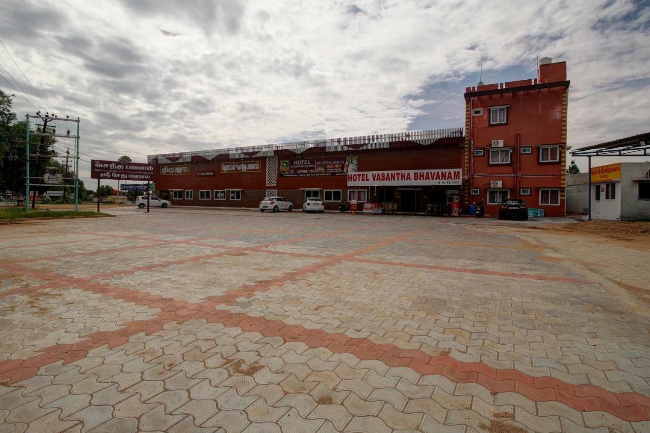 Oyo 42678 Hotel Vasantha Bhavanam Saver Coimbatore Exteriör bild