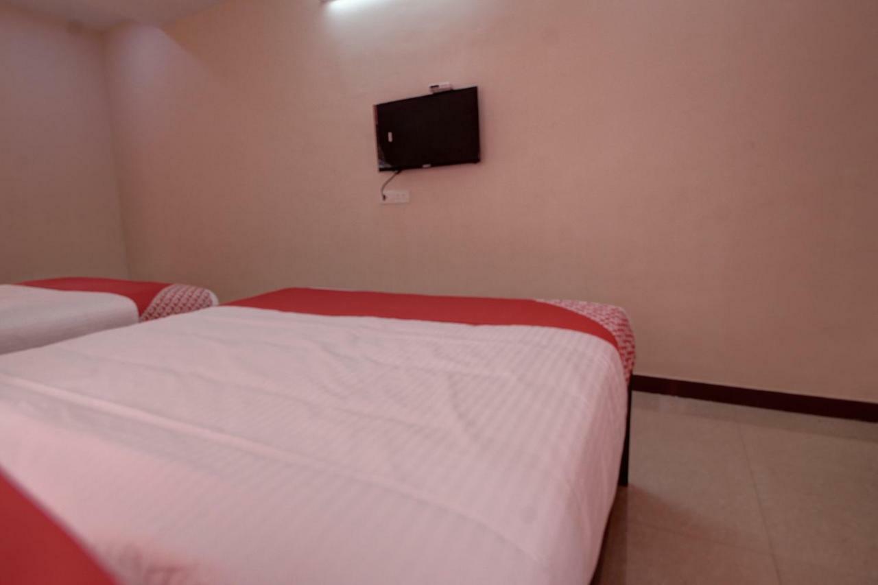 Oyo 42678 Hotel Vasantha Bhavanam Saver Coimbatore Exteriör bild