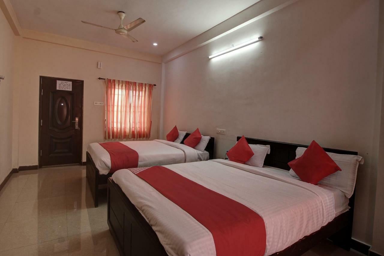 Oyo 42678 Hotel Vasantha Bhavanam Saver Coimbatore Exteriör bild
